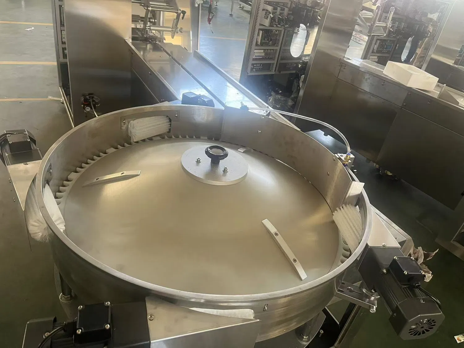 Automatic Candy Packing Machine for Toffee and Jelly with Pillow Sealing