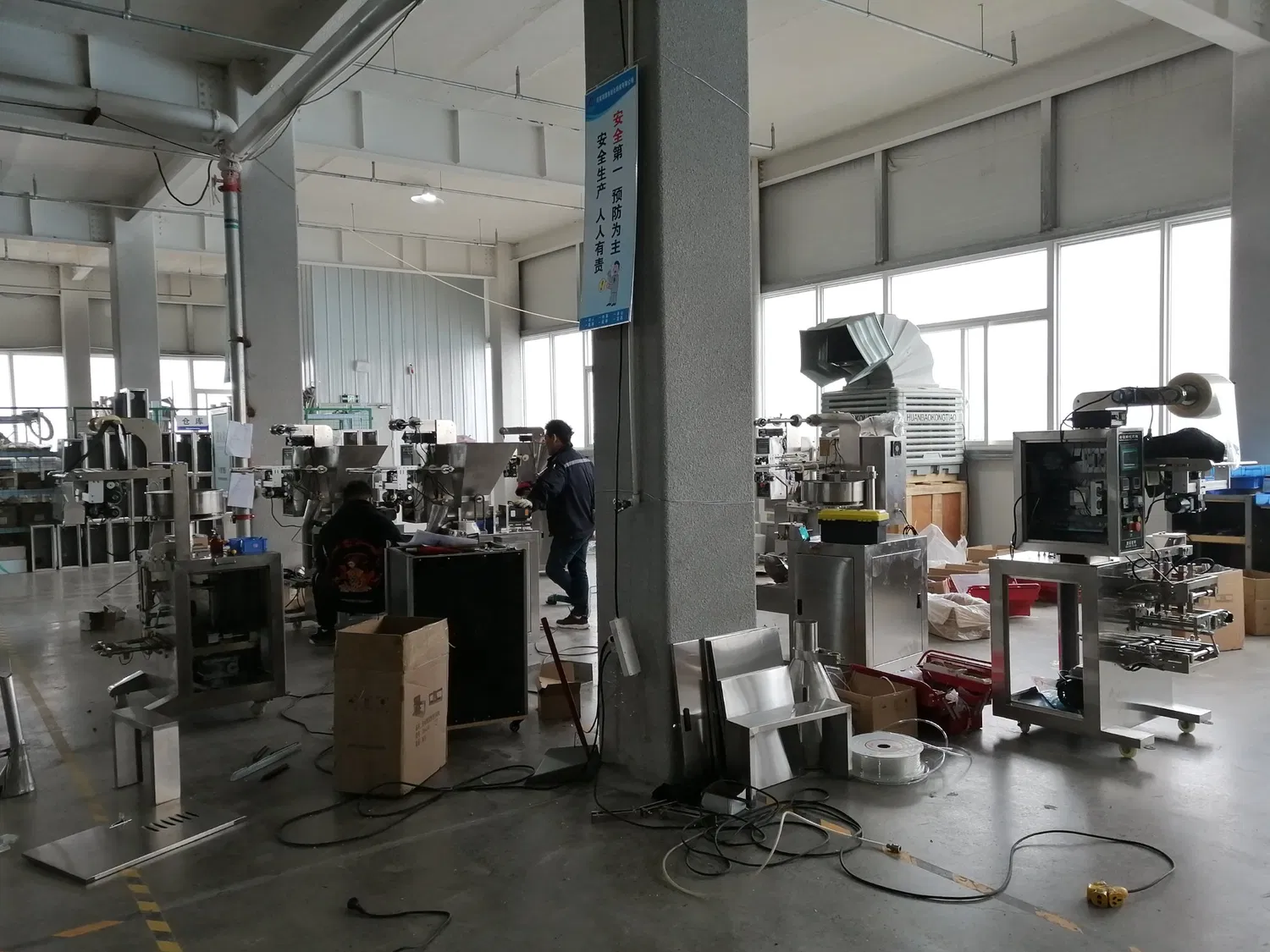 Automatic Granule Snack Jelly Chips Filling Sealing Packing Machine